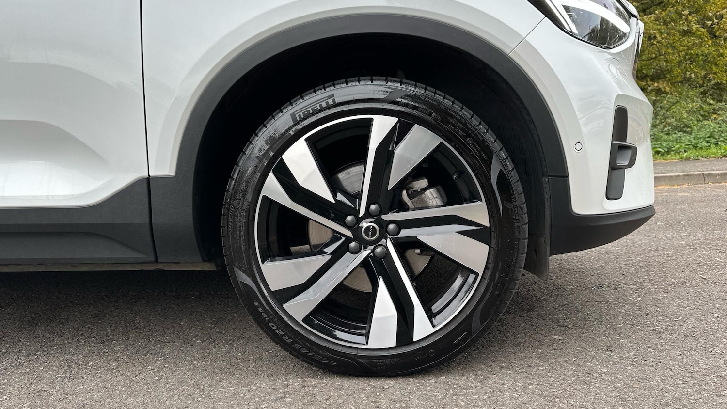 Used Volvo XC40 2024 for sale - 76337132: Photo 33