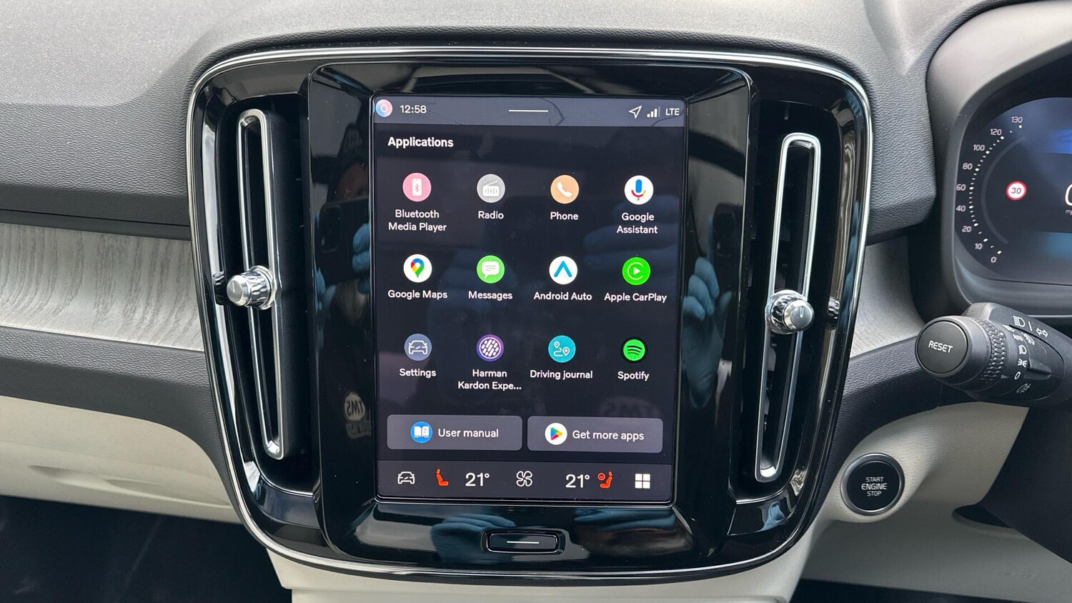 Used Volvo XC40 2026 for sale - 77673015: Photo 12