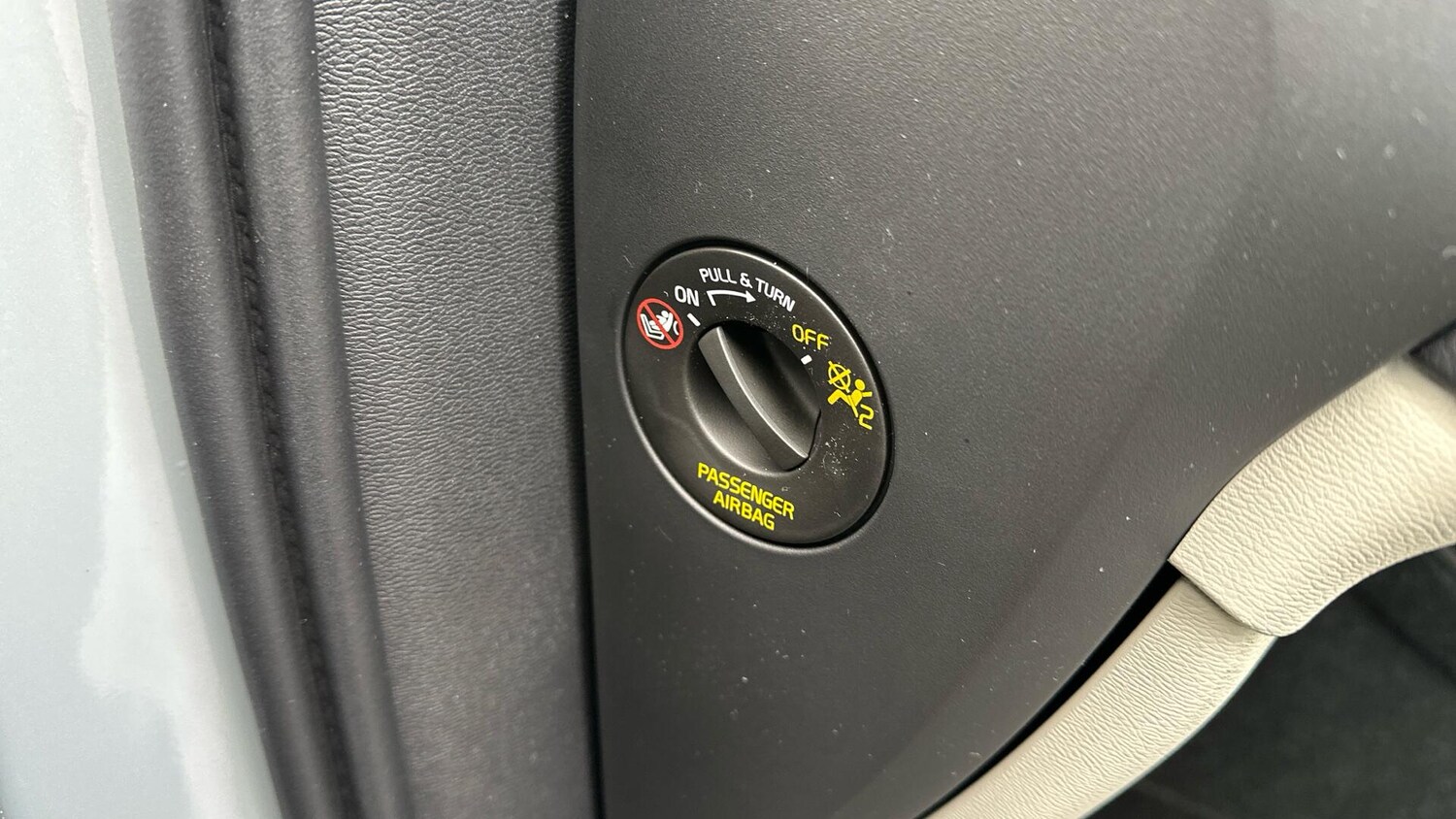 Used Volvo XC40 2026 for sale - 77673015: Photo 31