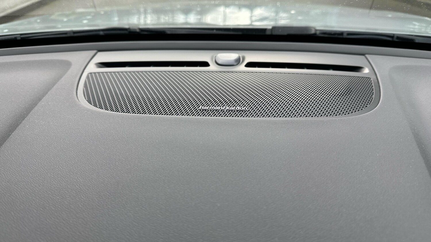 Used Volvo XC40 2026 for sale - 77673015: Photo 44