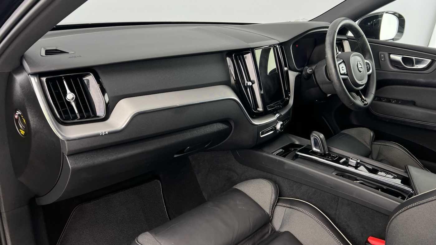 Used Volvo XC60 2022 for sale - 77081810: Photo 6