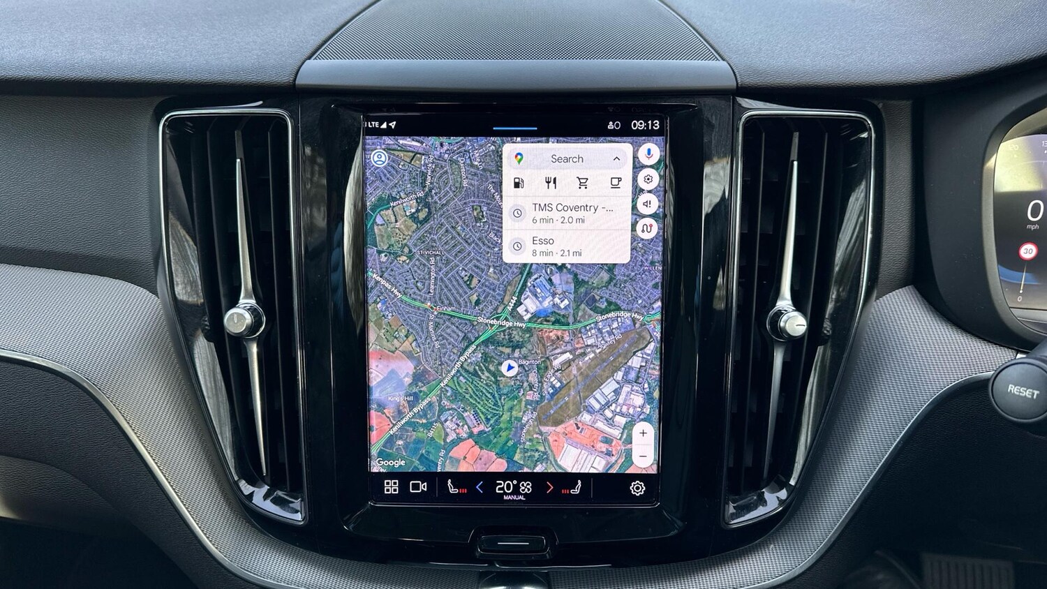 Used Volvo XC60 2023 for sale - 77672998: Photo 15