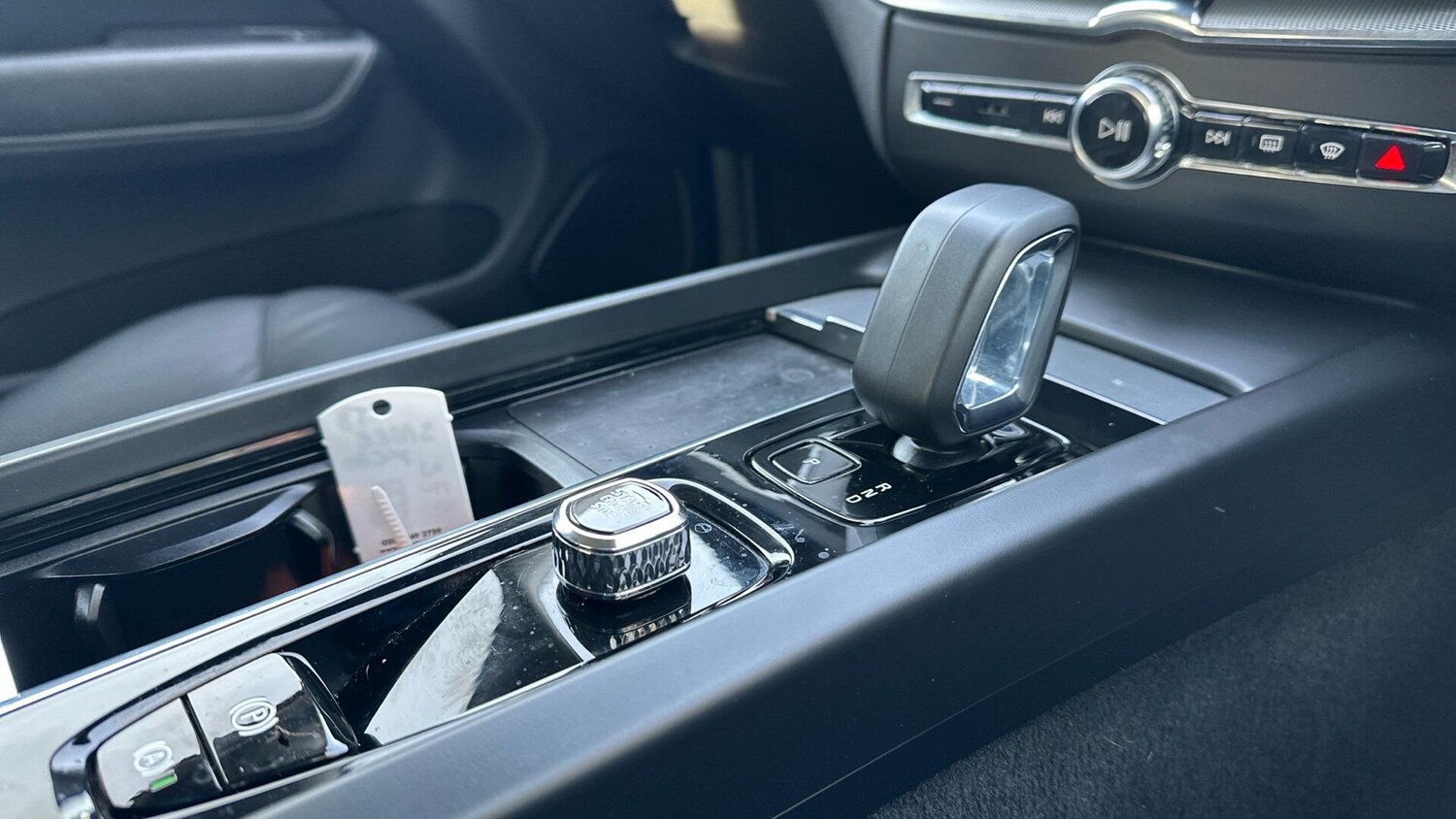 Used Volvo XC60 2023 for sale - 77672998: Photo 30