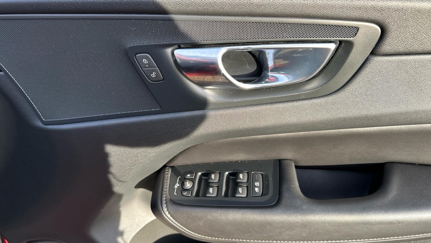 Used Volvo XC60 2023 for sale - 77672998: Photo 31