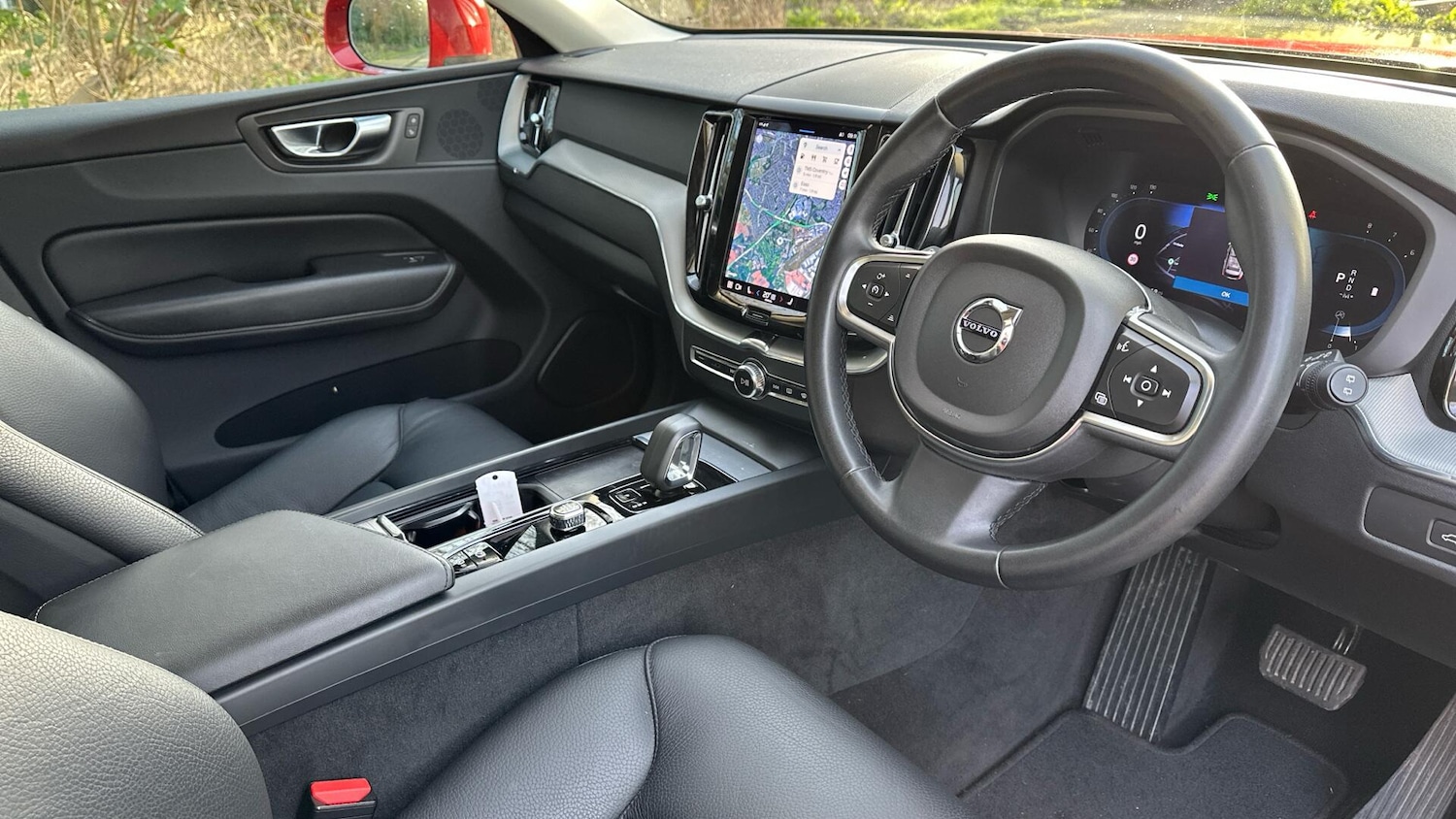 Used Volvo XC60 2023 for sale - 77672998: Photo 4