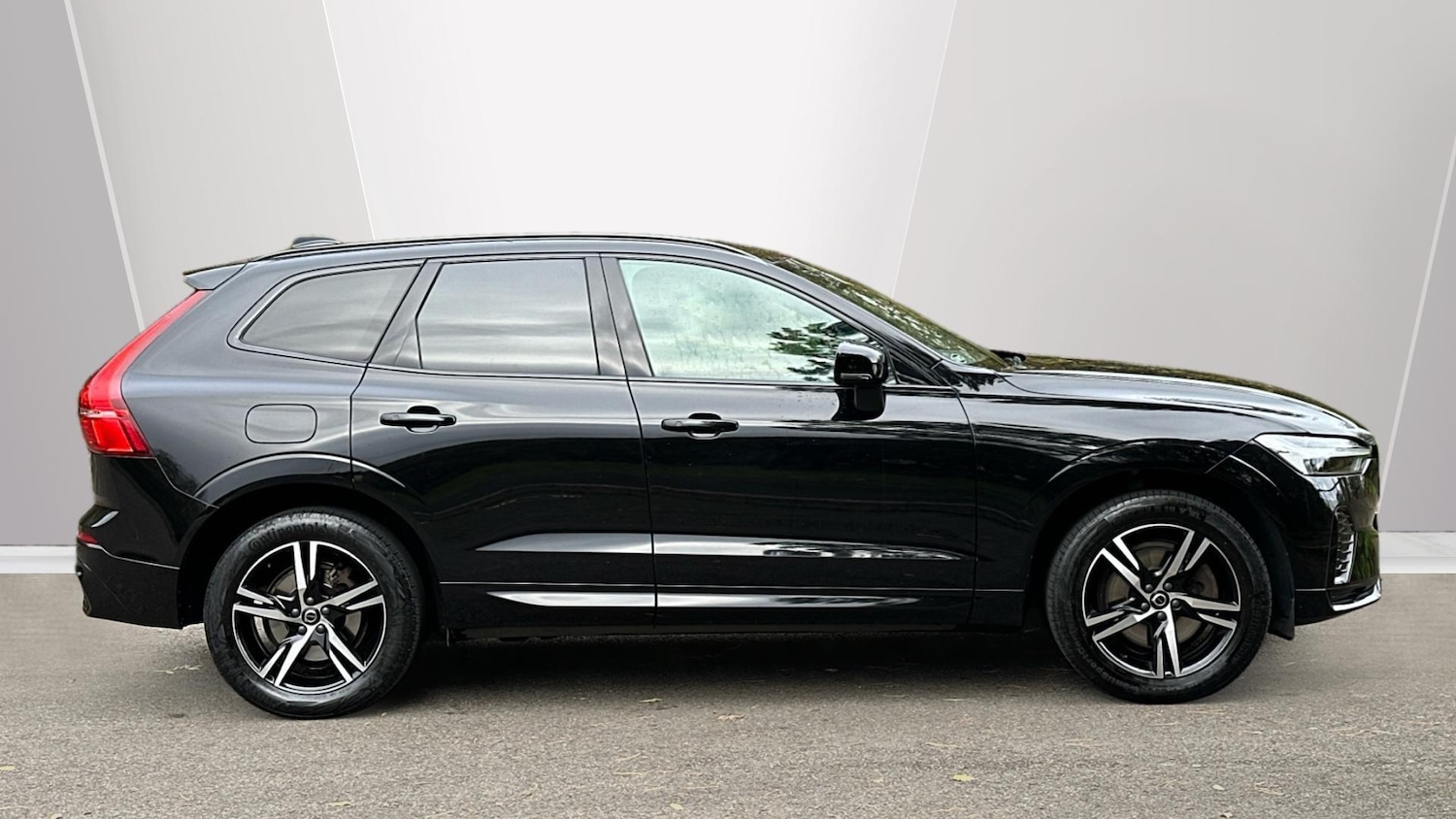 Used Volvo XC60 2022 for sale - 76336888: Photo 3