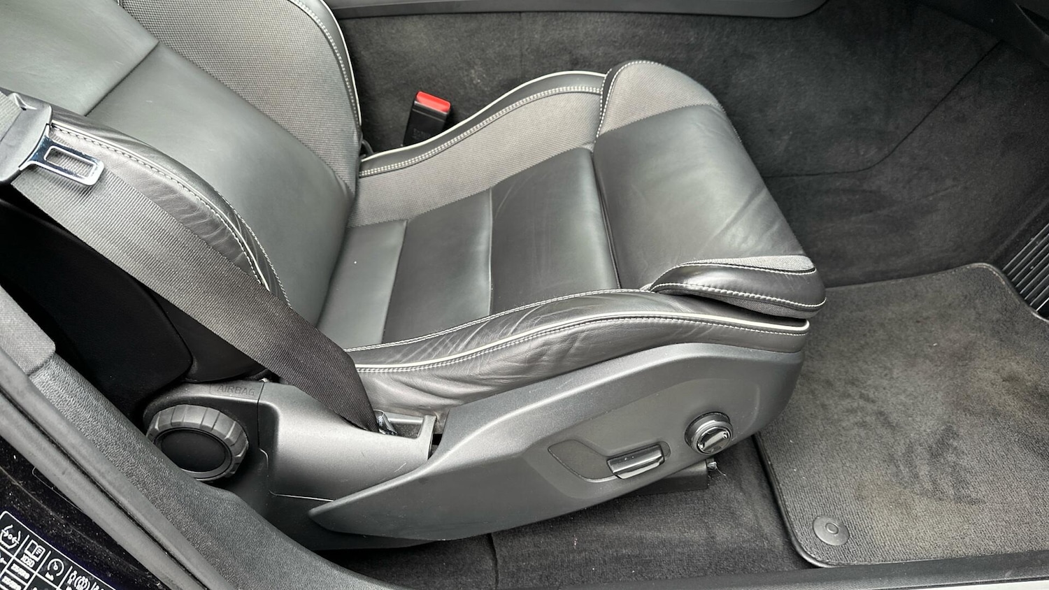 Used Volvo XC60 2022 for sale - 76336888: Photo 30