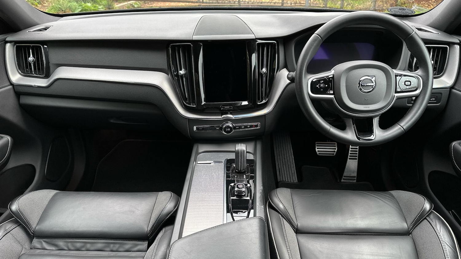 Used Volvo XC60 2022 for sale - 76336888: Photo 5