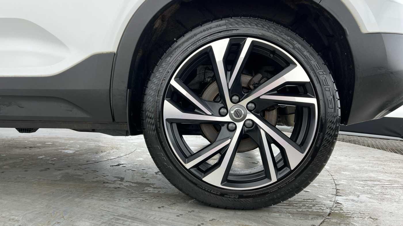 Used Volvo XC40 2021 for sale - 77082061: Photo 4