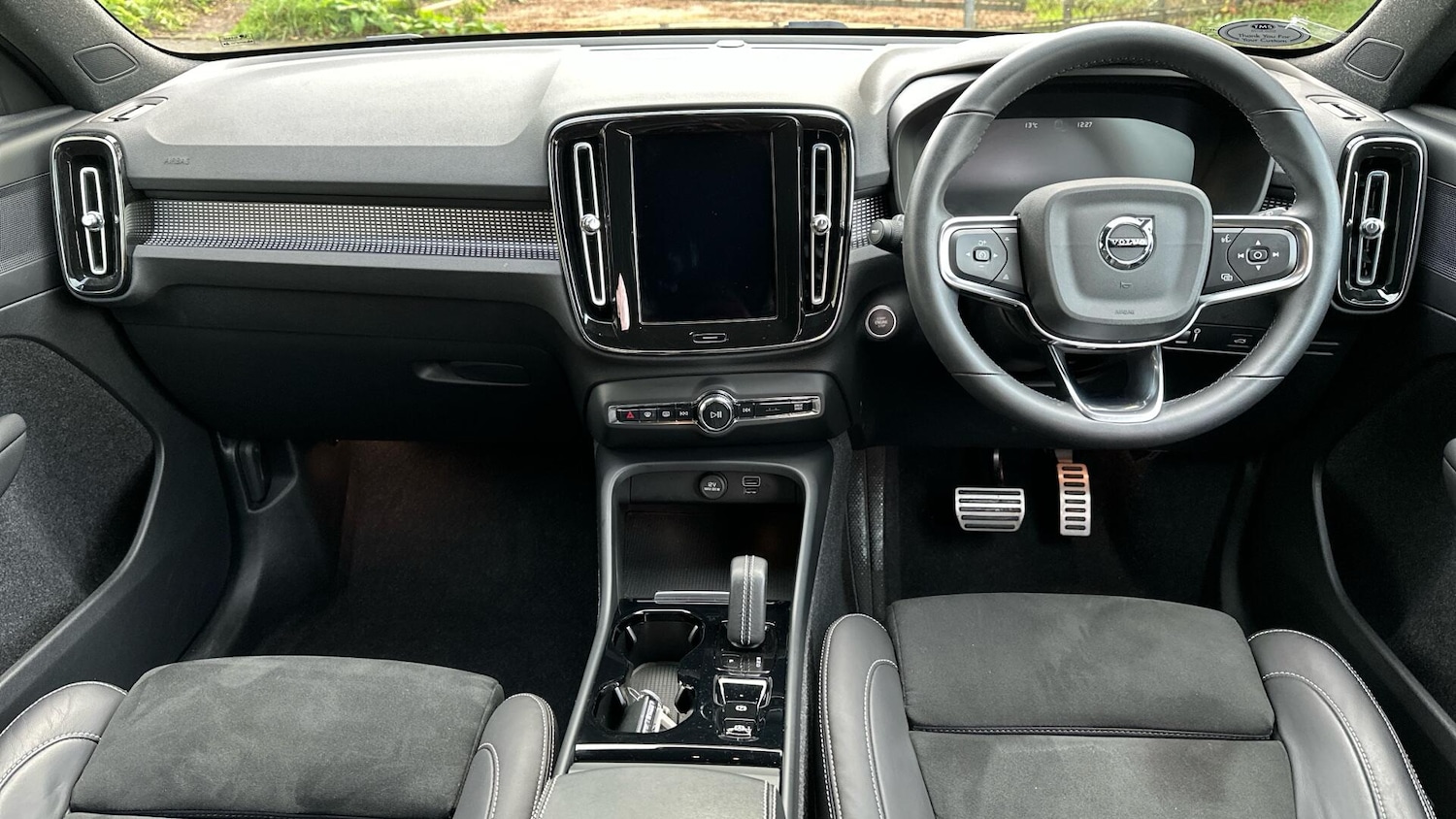 Used Volvo XC40 2021 for sale - 76349756: Photo 5