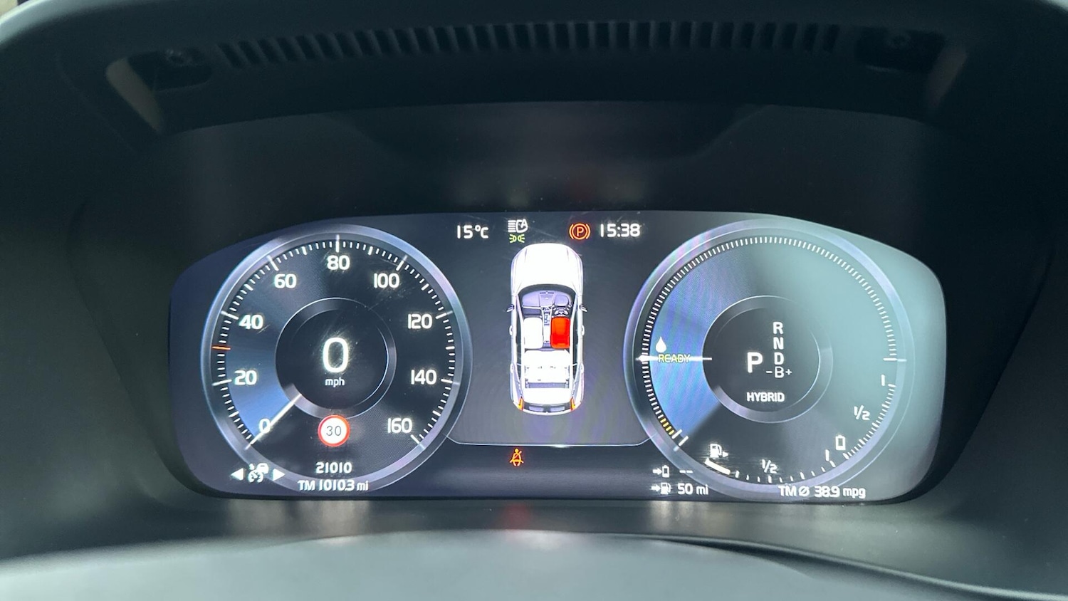 Used Volvo XC40 2023 for sale - 76457729: Photo 11