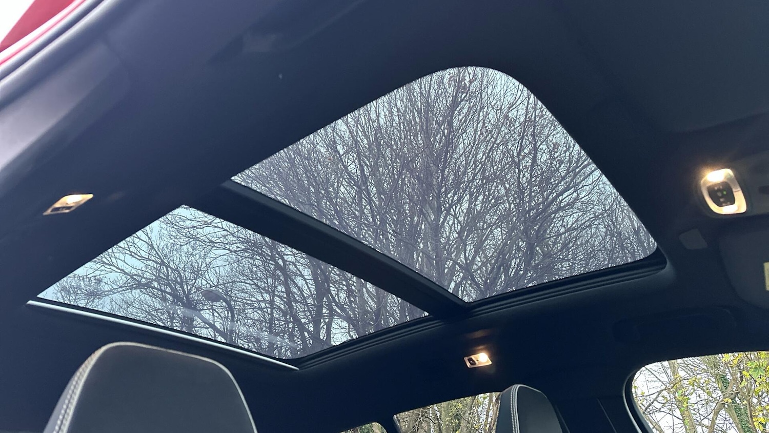 Used Volvo XC40 2023 for sale - 76457729: Photo 31