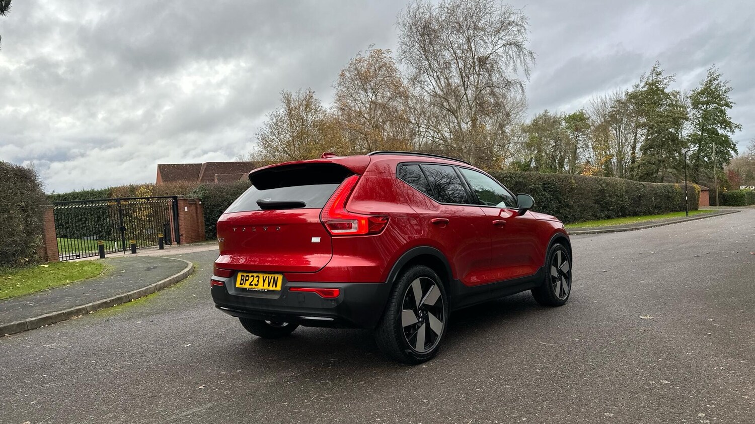 Used Volvo XC40 2023 for sale - 76457729: Photo 46