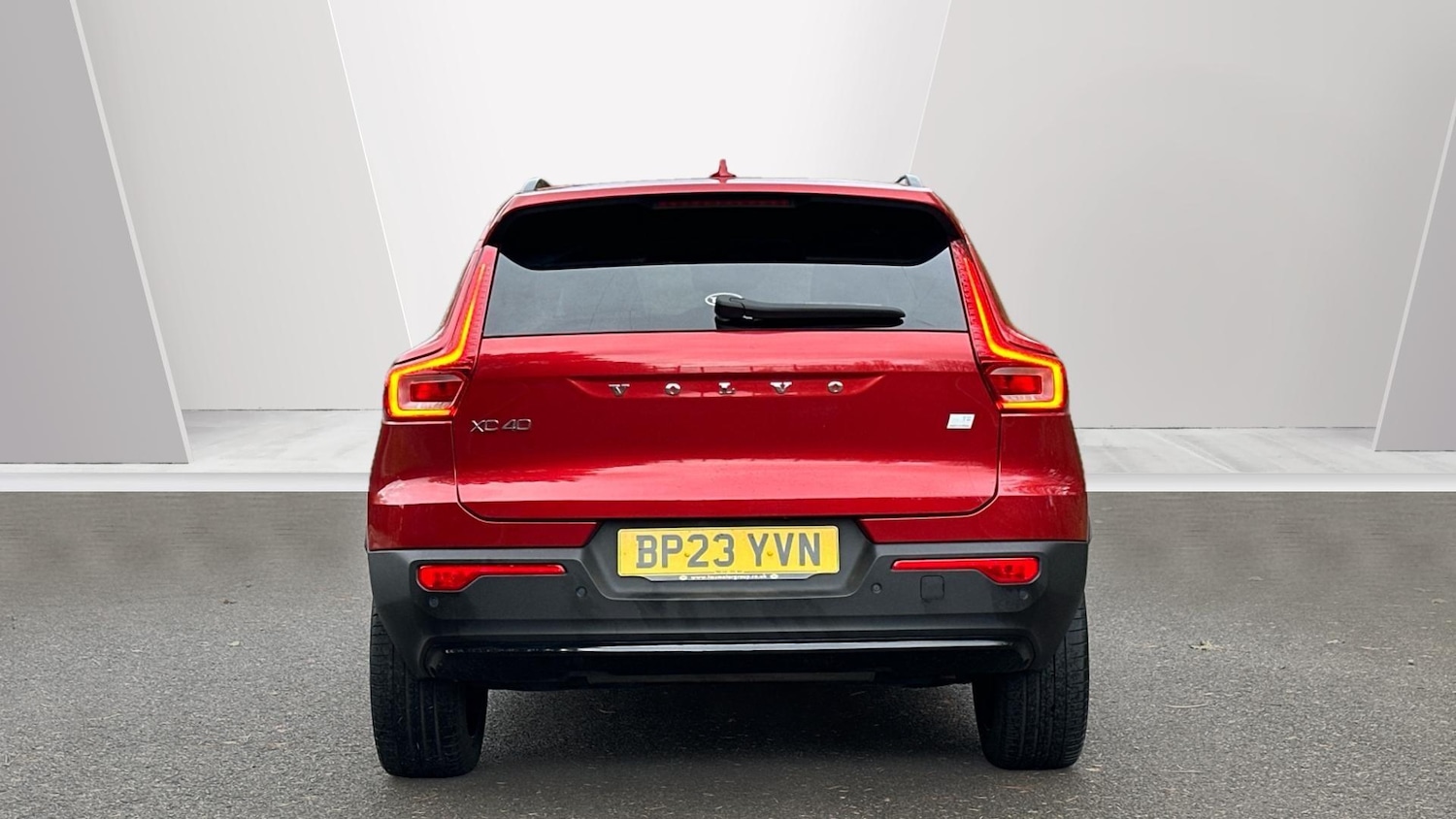 Used Volvo XC40 2023 for sale - 76457729: Photo 7