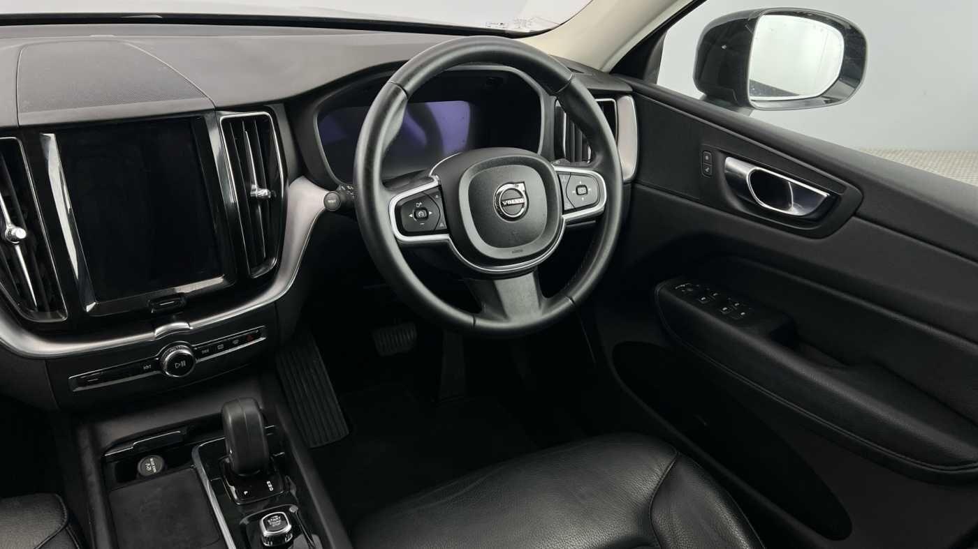 Used Volvo XC60 2021 for sale - 76645872: Photo 8