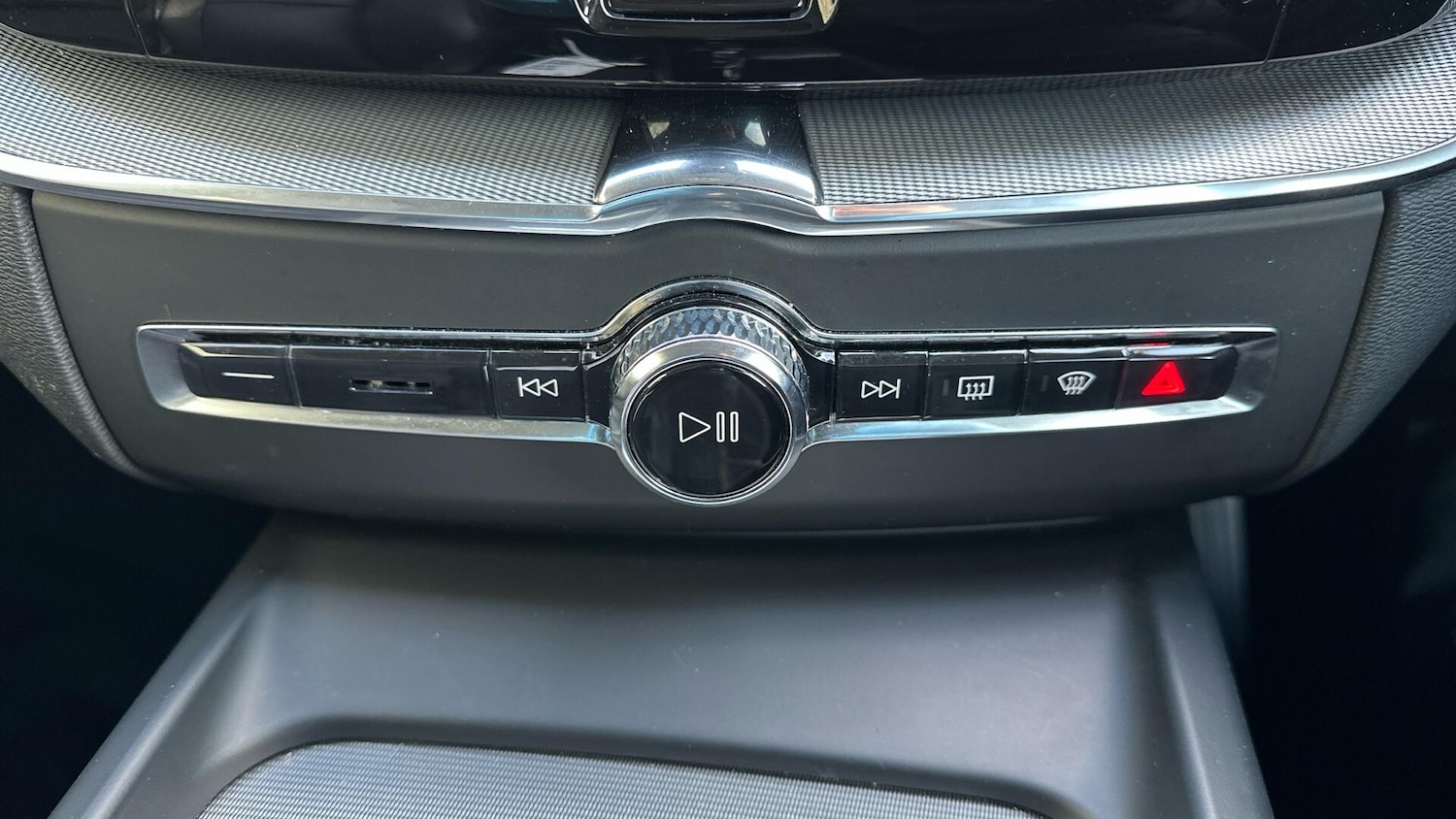 Used Volvo XC60 2023 for sale - 77794211: Photo 44