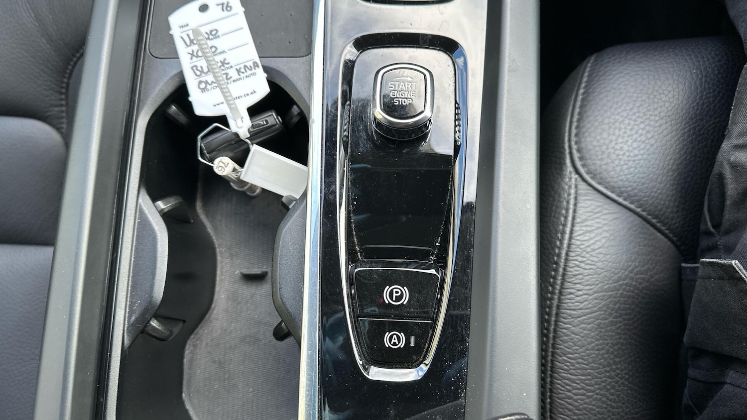 Used Volvo XC60 2023 for sale - 77794211: Photo 46