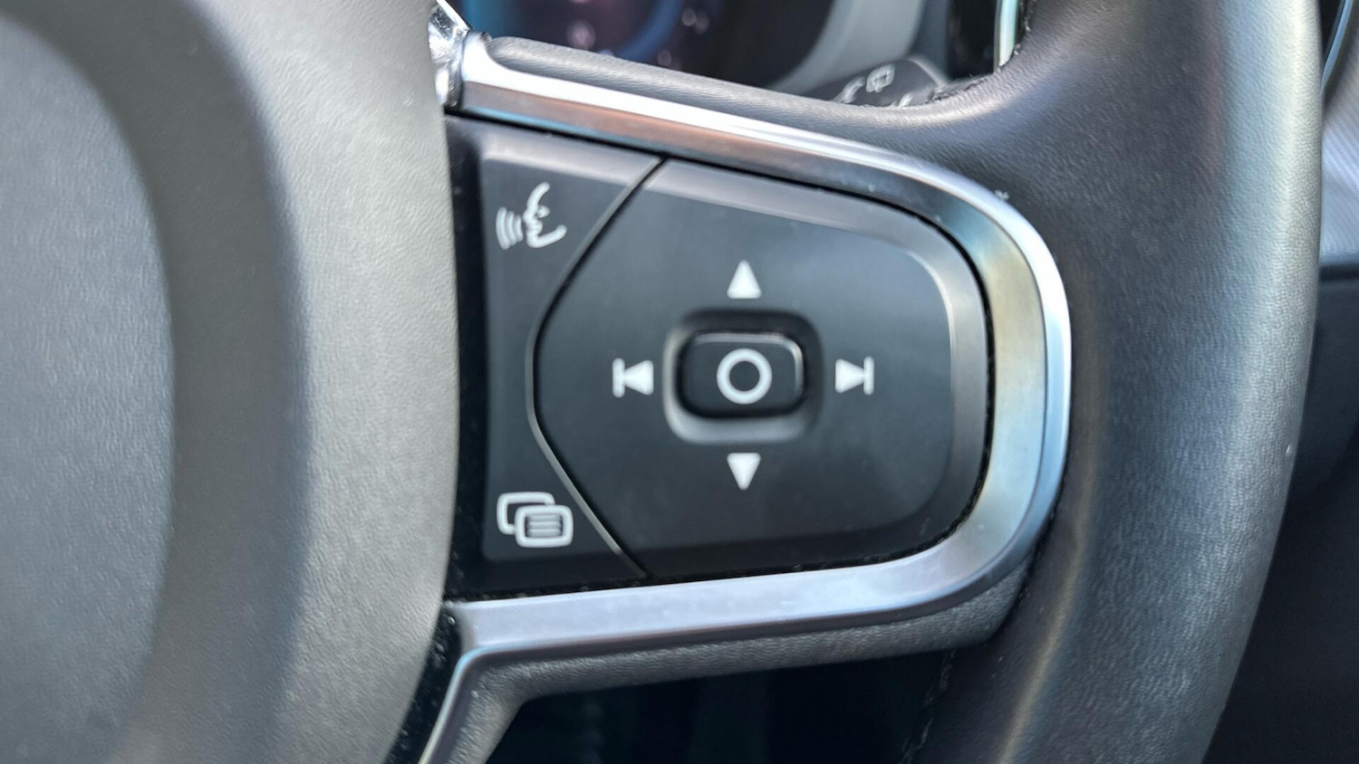 Used Volvo XC60 2023 for sale - 77794211: Photo 49