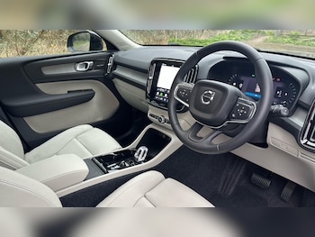 Used Volvo XC40 2026 for sale - 77753725: Photo