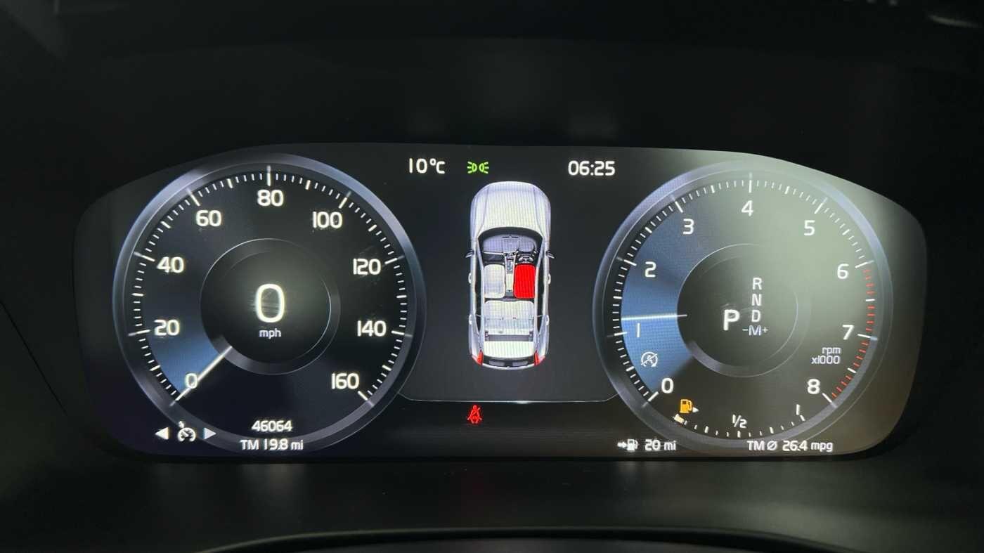 Used Volvo XC40 2022 for sale - 77538624: Photo 9