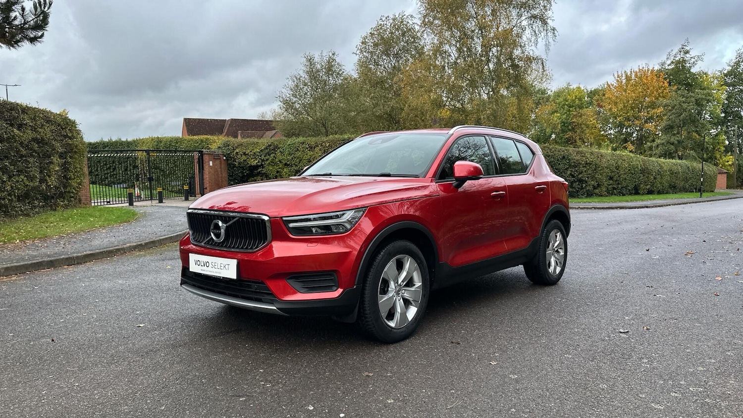 Used Volvo XC40 2019 for sale - 76337674: Photo 3