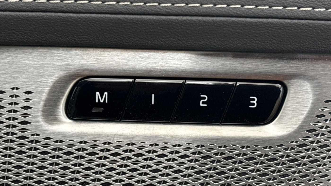 Used Volvo XC90 2025 for sale - 76918540: Photo 26