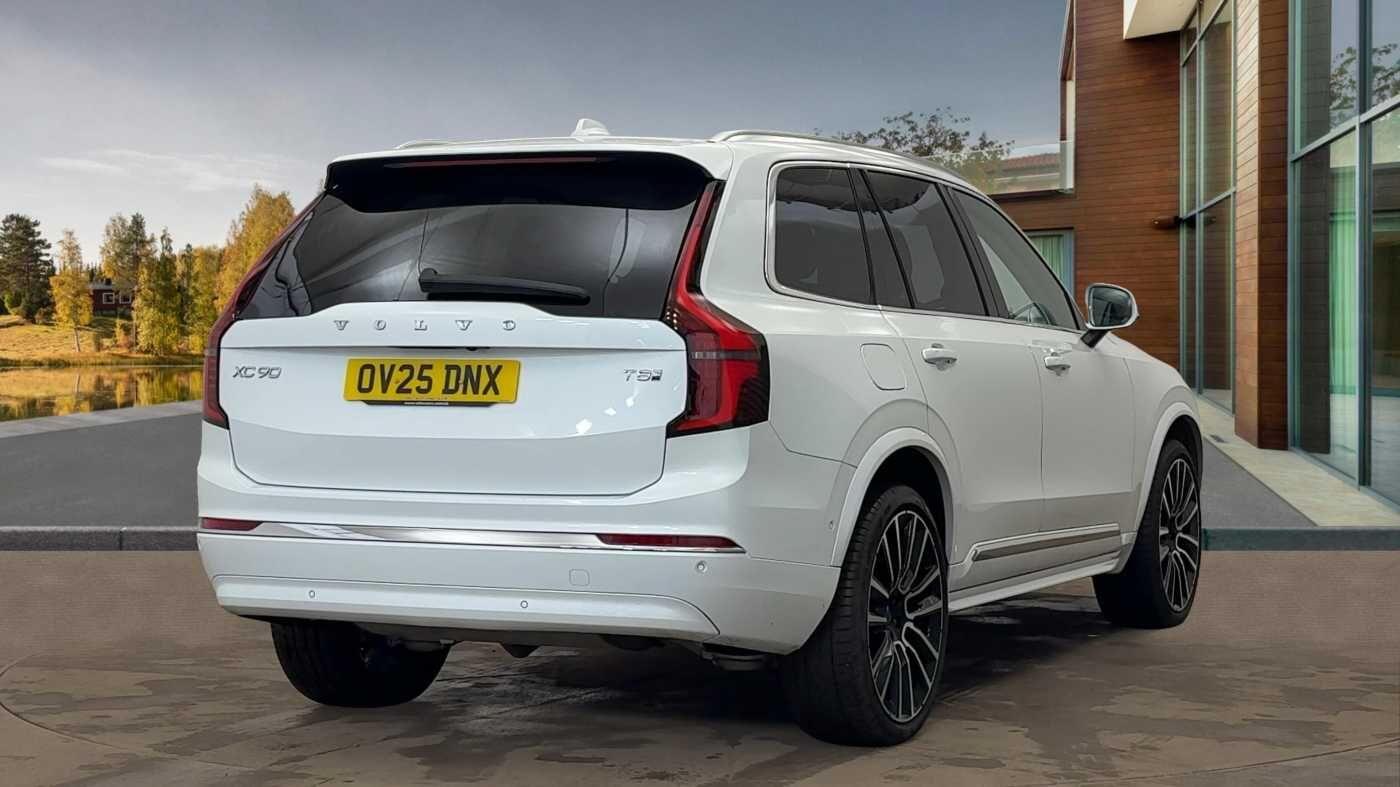 Used Volvo XC90 2025 for sale - 76918540: Photo 3