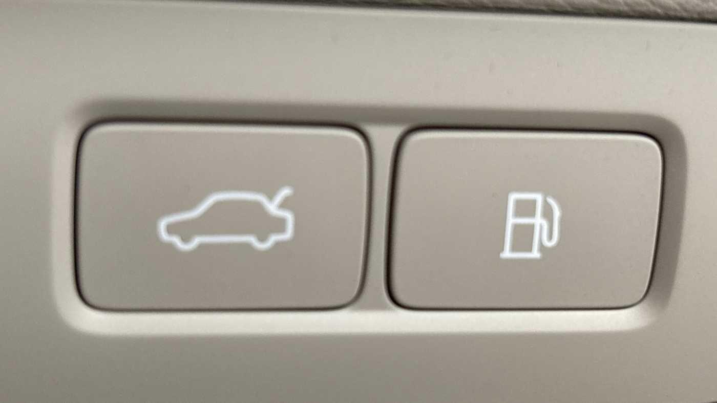 Used Volvo XC90 2025 for sale - 76918540: Photo 30