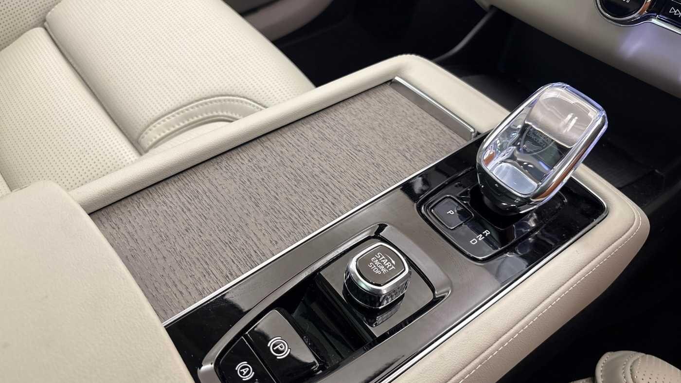 Used Volvo XC90 2025 for sale - 76918540: Photo 32