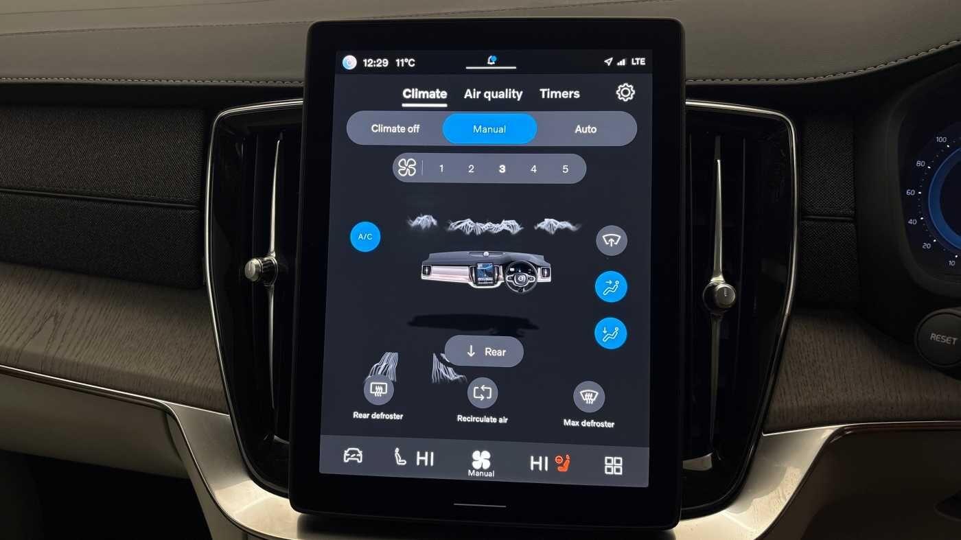 Used Volvo XC90 2025 for sale - 76918540: Photo 39