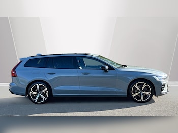 Used Volvo V60 2025 for sale - 78492803: Photo