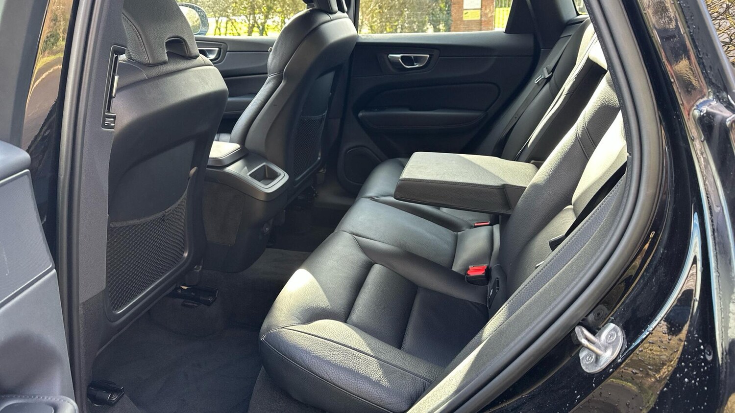 Used Volvo XC60 2023 for sale - 77672990: Photo 24