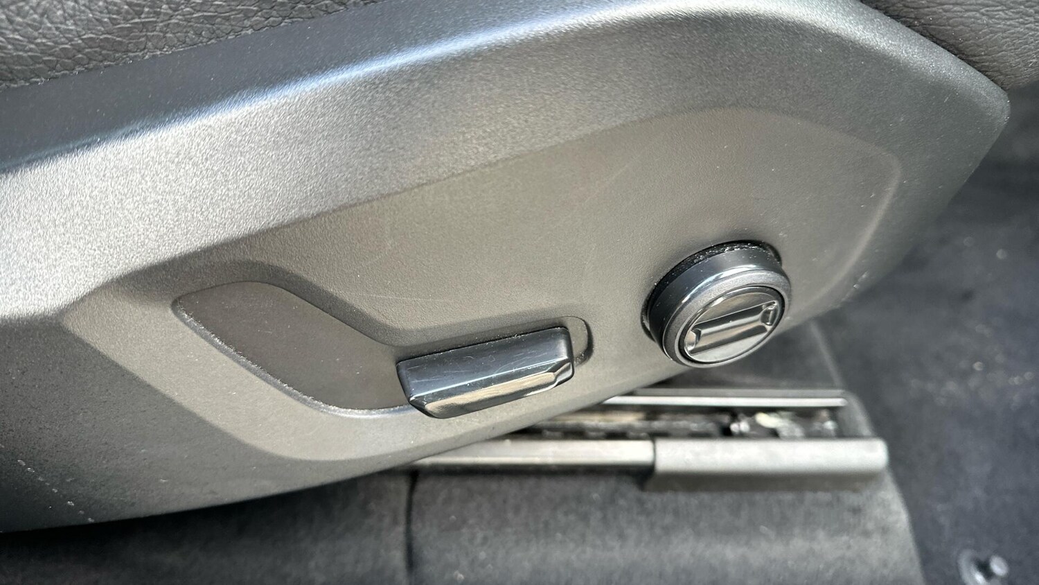 Used Volvo XC60 2023 for sale - 77672990: Photo 34