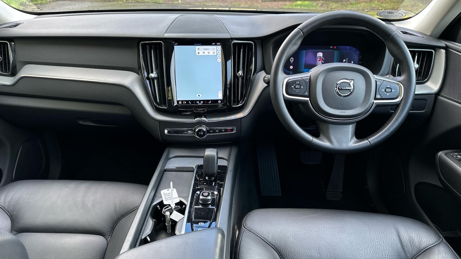 Used Volvo XC60 2023 for sale - 77672990: Photo 5