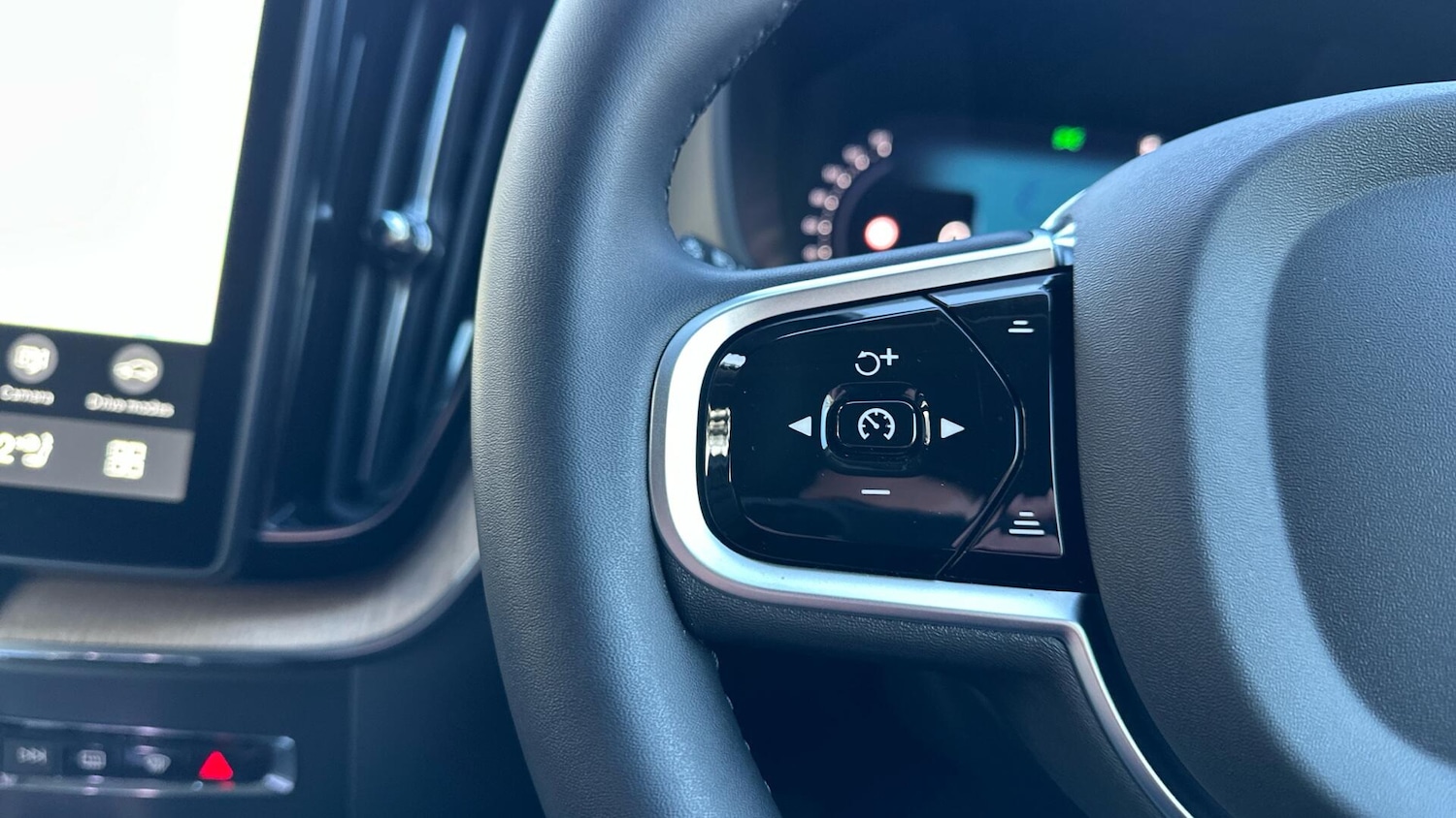 Used Volvo XC60 2025 for sale - 78185754: Photo 21