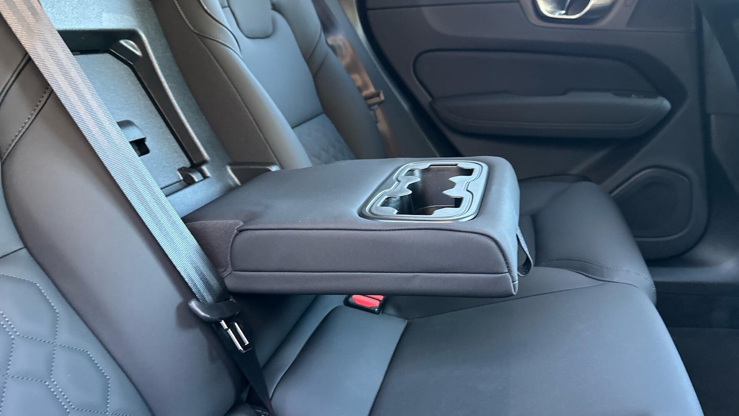 Used Volvo XC60 2025 for sale - 78185754: Photo 33