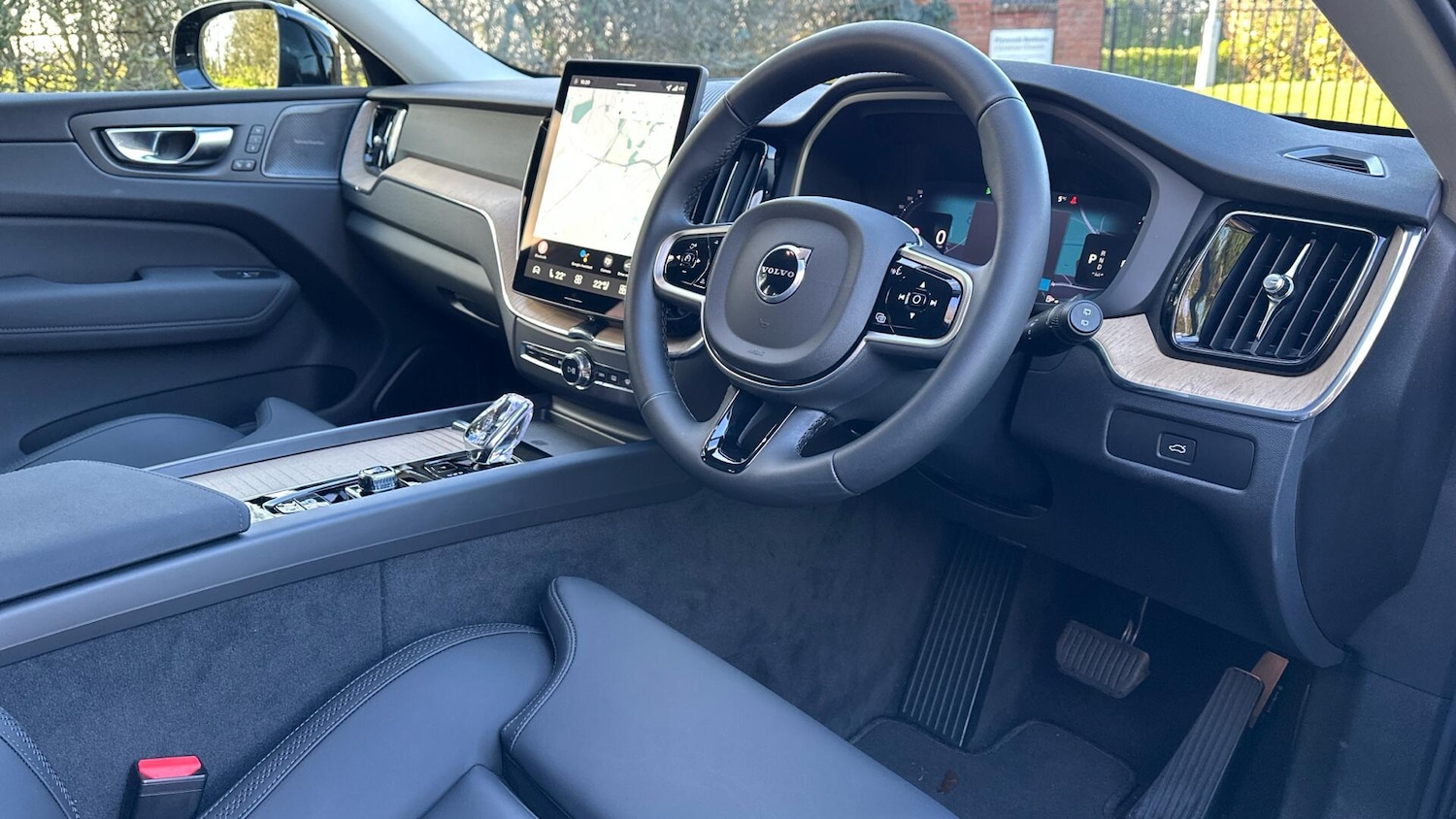 Used Volvo XC60 2025 for sale - 78185754: Photo 4