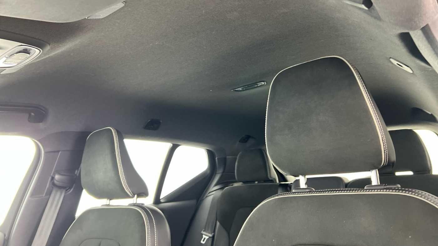 Used Volvo XC40 2021 for sale - 76337516: Photo 11