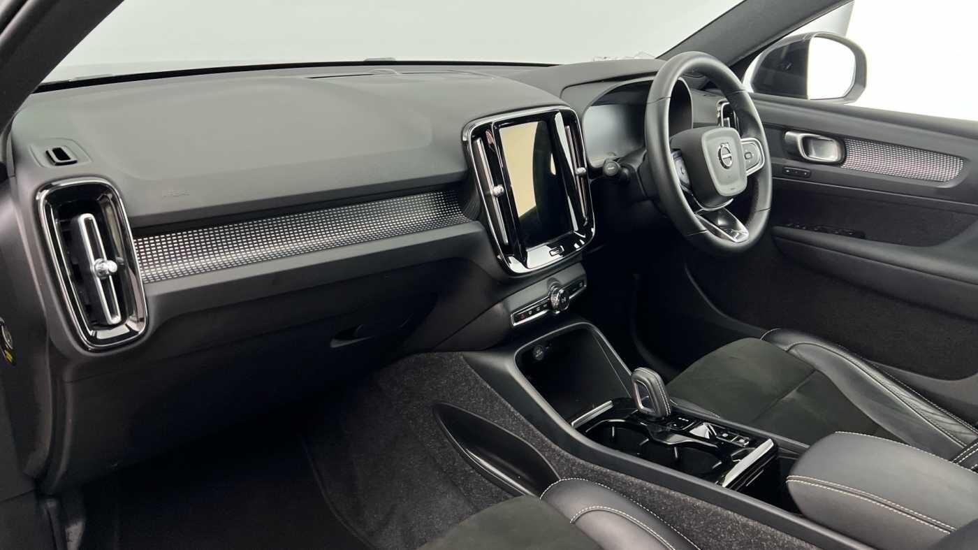 Used Volvo XC40 2021 for sale - 76337516: Photo 6