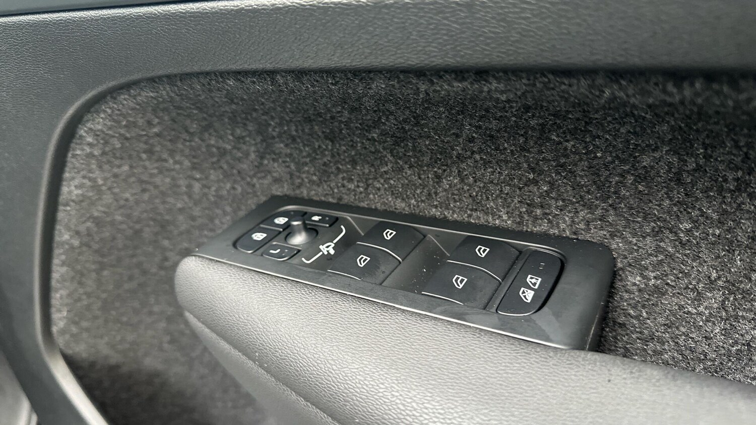 Used Volvo Other 2024 for sale - 76727417: Photo 24