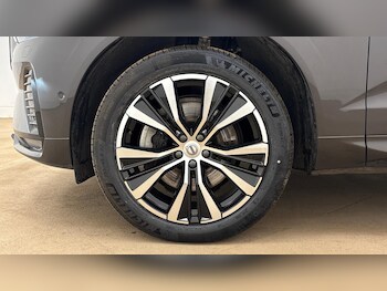 Used Volvo XC60 2025 for sale - 78416156: Photo