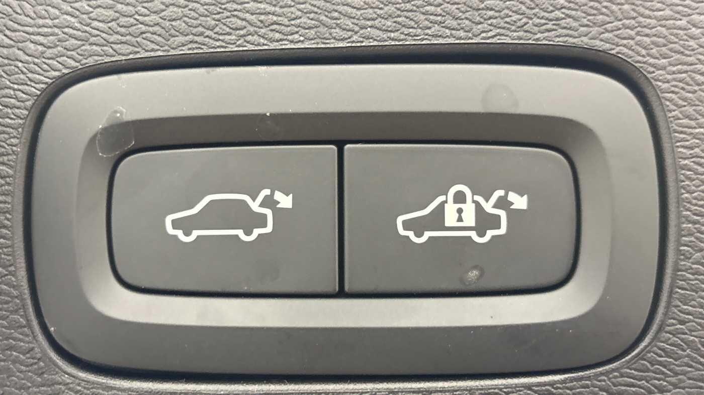 Used Volvo XC60 2025 for sale - 76584153: Photo 19