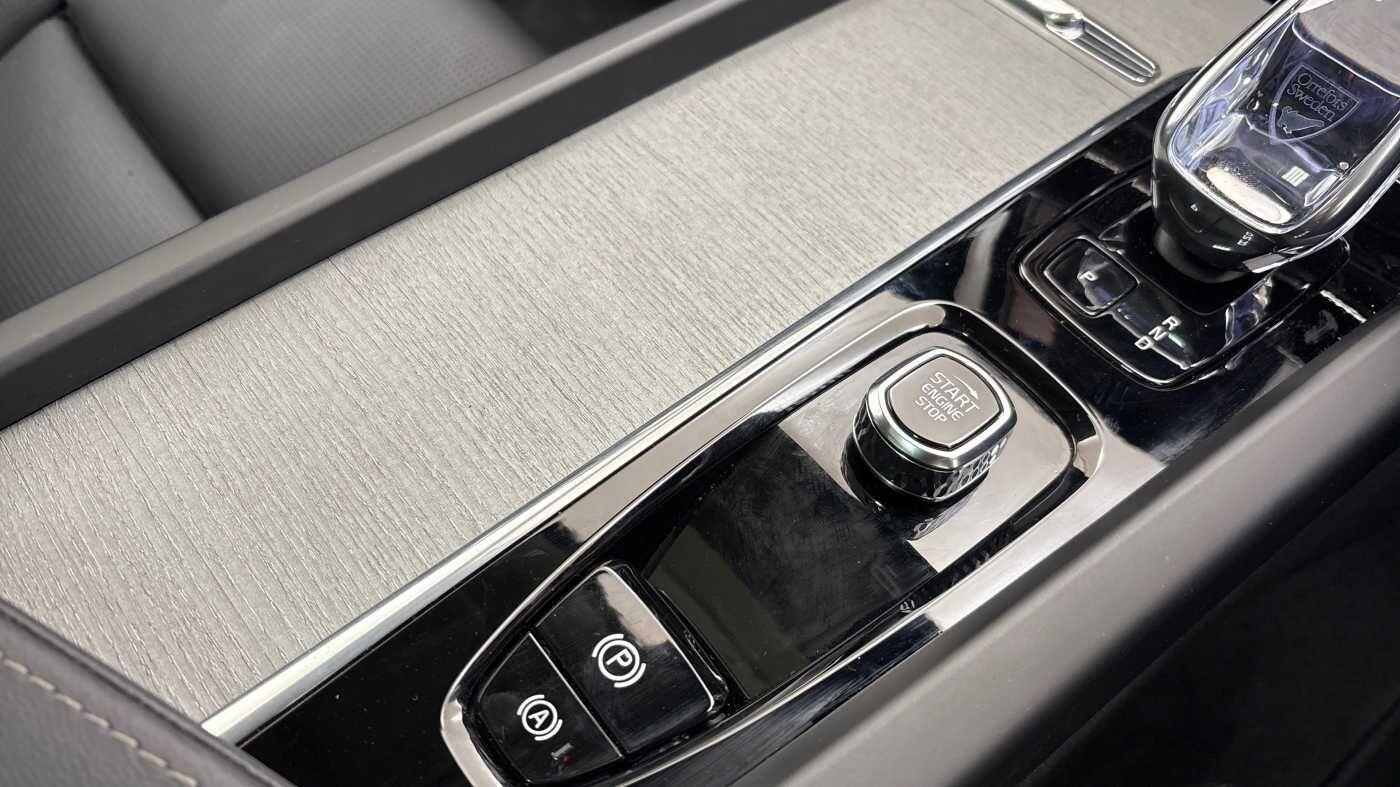 Used Volvo XC60 2025 for sale - 76584153: Photo 32