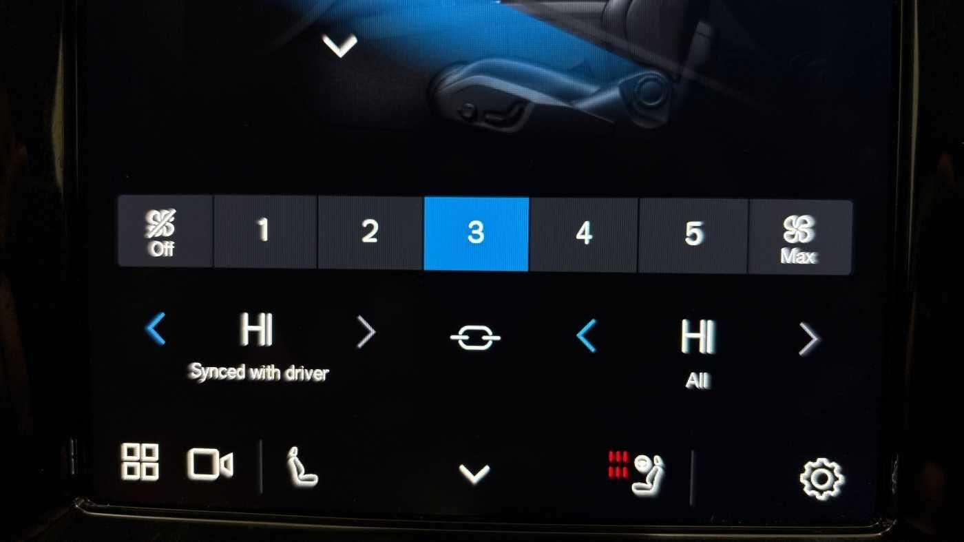 Used Volvo XC60 2025 for sale - 76584153: Photo 40