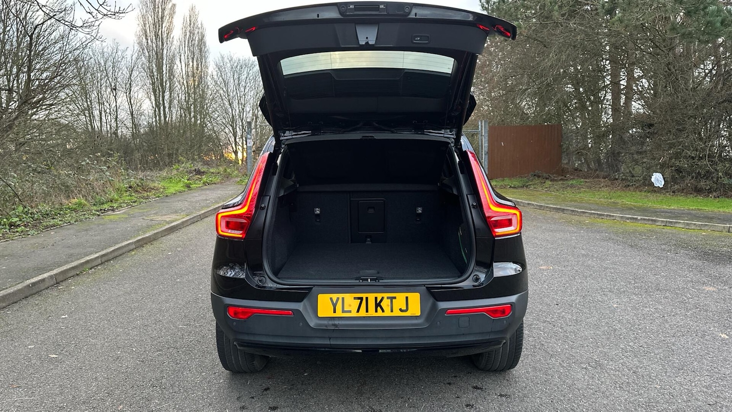 Used Volvo XC40 2021 for sale - 76657575: Photo 13