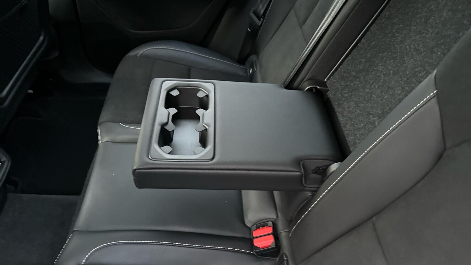 Used Volvo XC40 2021 for sale - 76657575: Photo 22