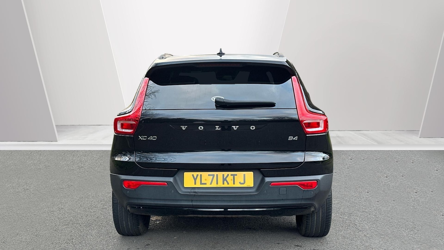 Used Volvo XC40 2021 for sale - 76657575: Photo 7