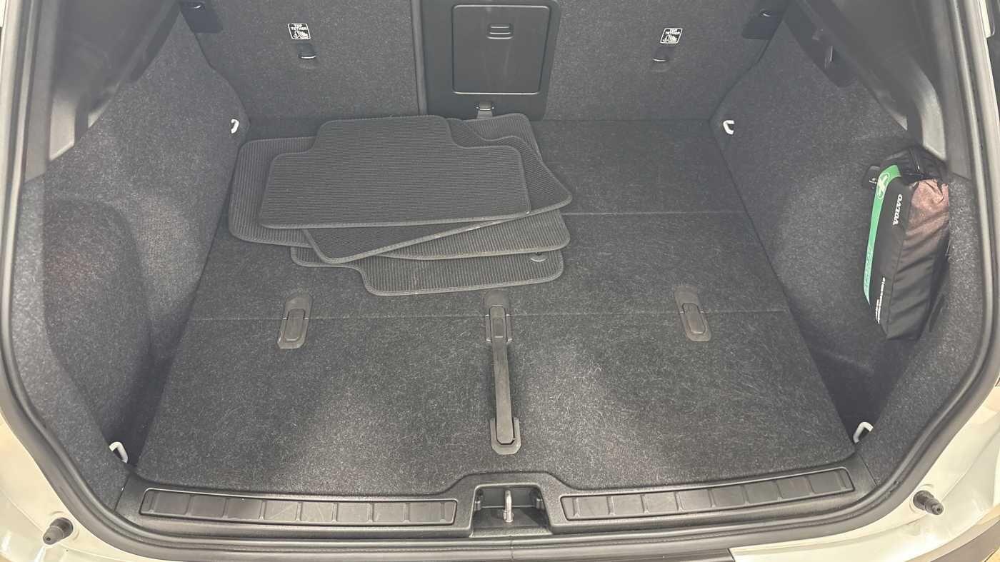 Used Volvo XC40 2022 for sale - 77345131: Photo 14