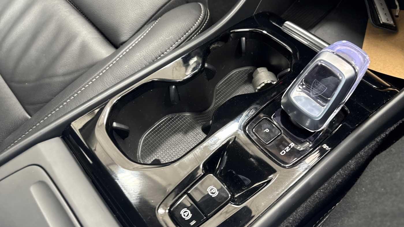 Used Volvo XC40 2022 for sale - 77345131: Photo 31