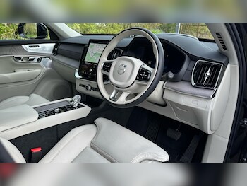 Used Volvo XC90 2025 for sale - 77783828: Photo